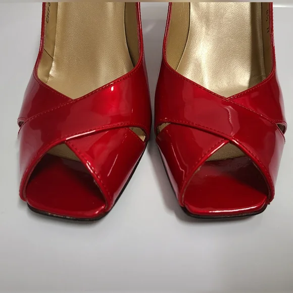 Stuart Weitzman Max Patent Leather Peep Toe Heels in Red Quasar Sz 8½N - Picture 7 of 13